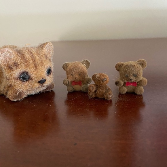 Vintage Flocked Animals Kitten Josef Squirrel and Bears - Picture 3 of 10